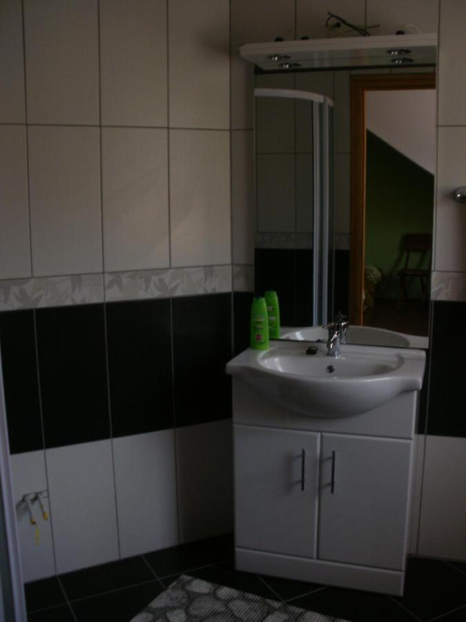 Hangulat Szálló Zalaszentbalazs Esterno foto