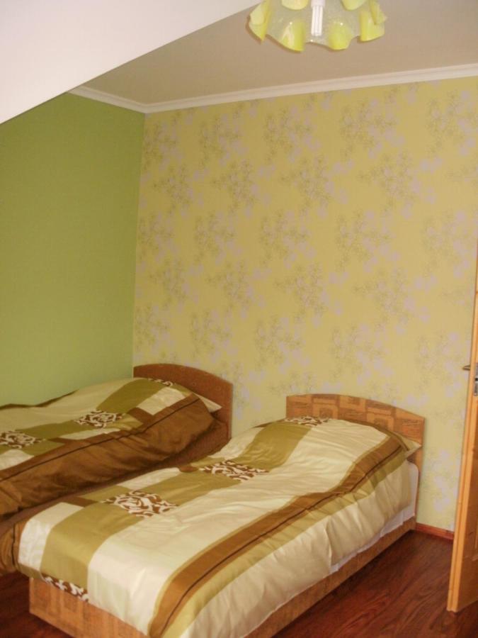 Hangulat Szálló Zalaszentbalazs Esterno foto