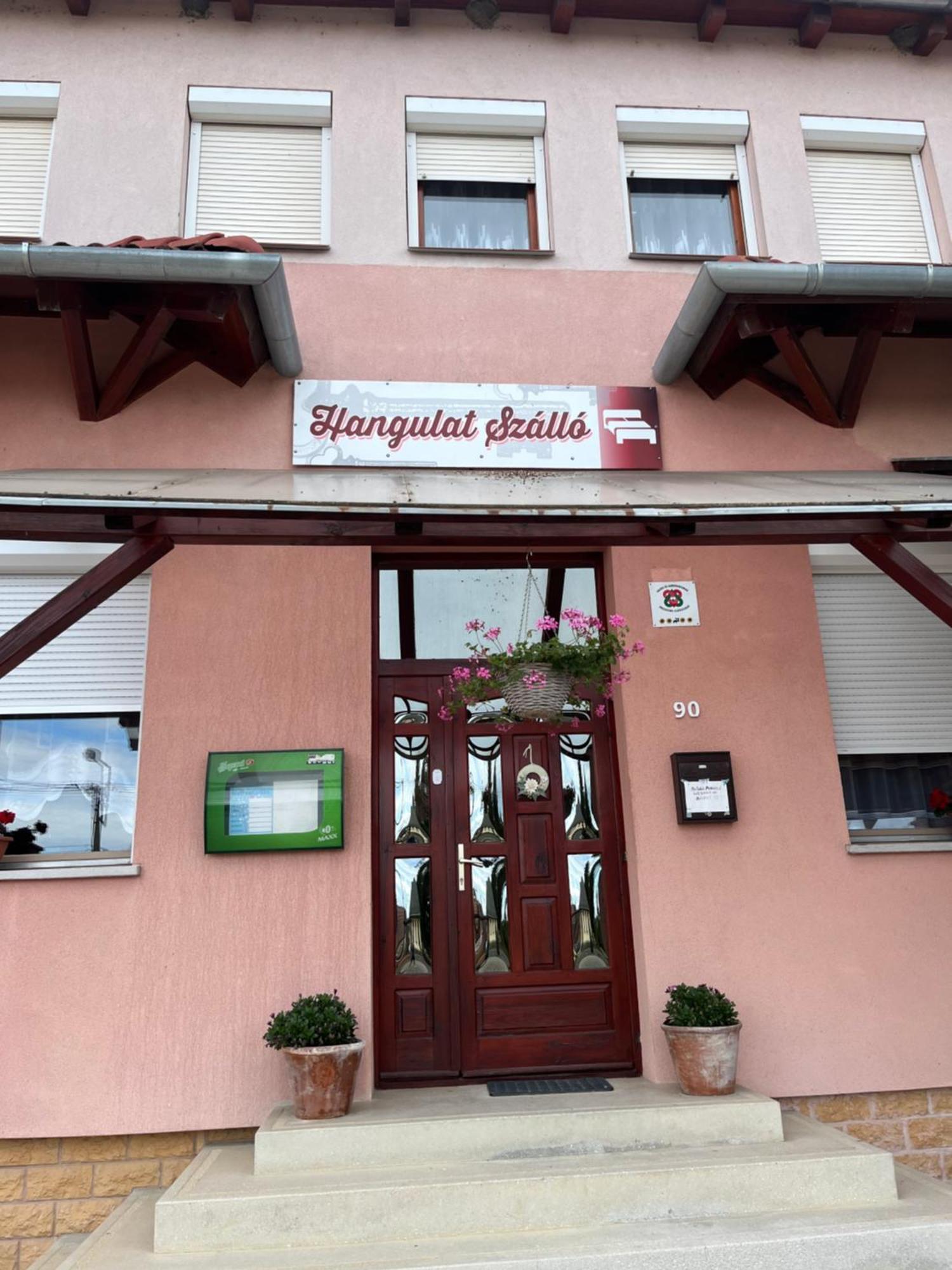 Hangulat Szálló Zalaszentbalazs Esterno foto